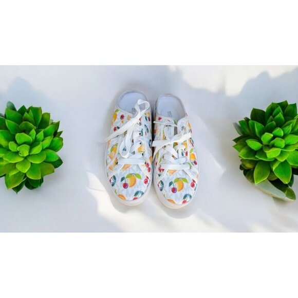Michael Kors Poppy Fruit Print Logo Slip-On Sneaker Size 7 Color OPWHT MULTI EUC - Picture 1 of 12